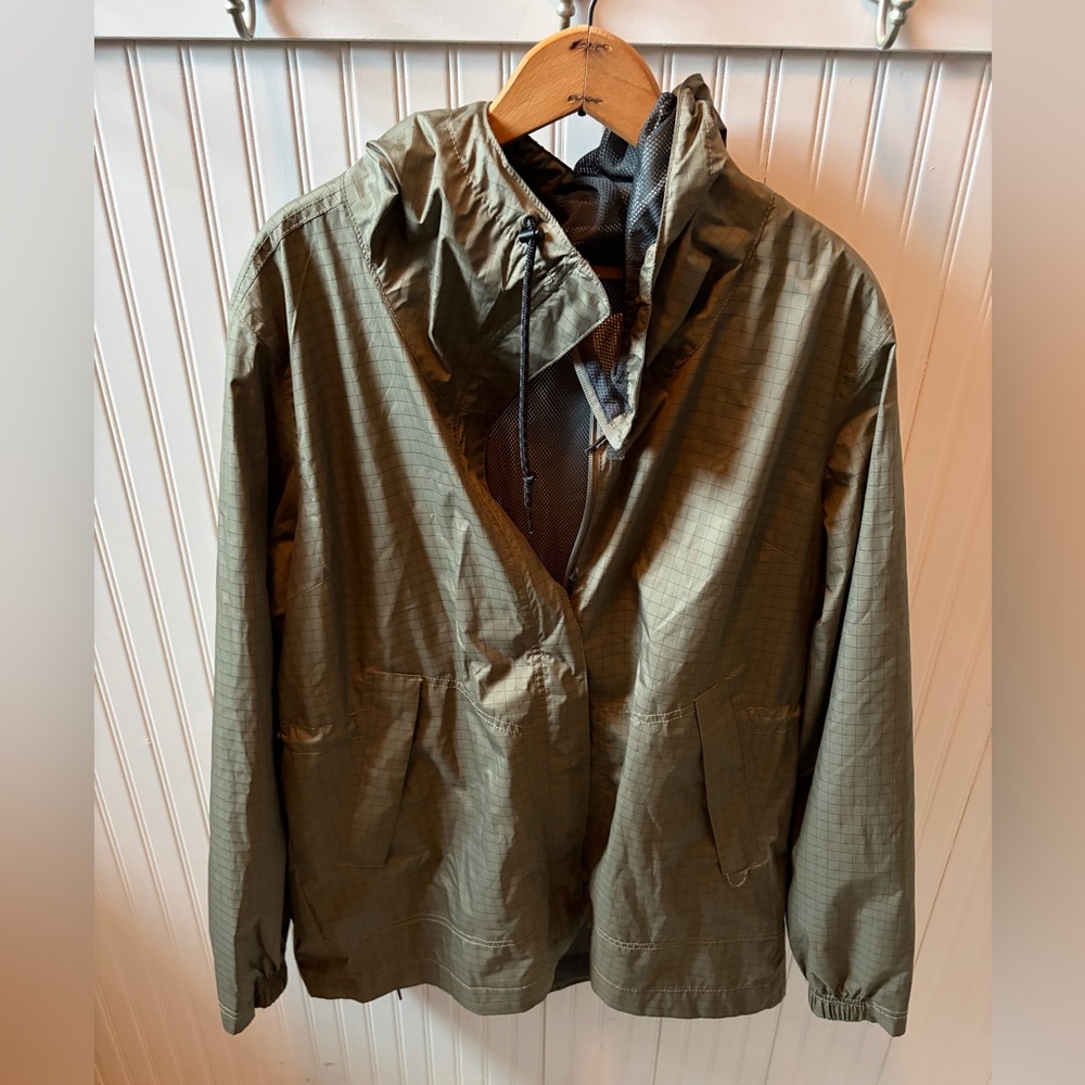 XLColumbia rain jacket